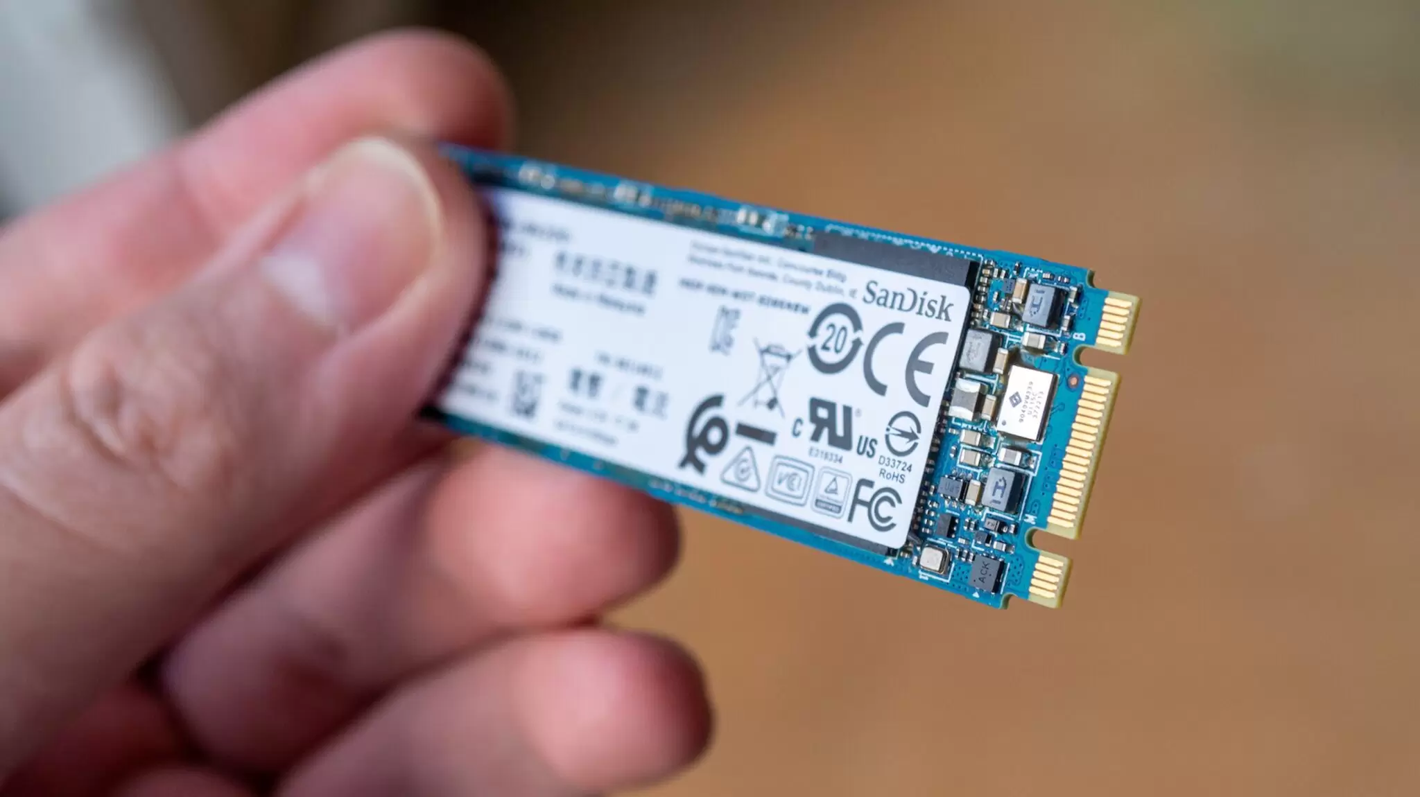 Schema del funzionamento interno di un SSD moderno