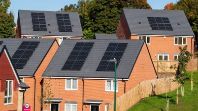 Il Regno Unito potrebbe richiedere pannelli solari entro il 2027